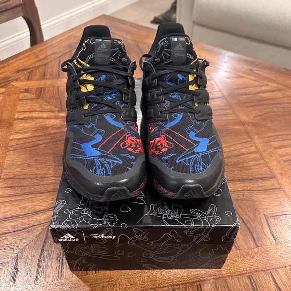 Adidas Mens Ultraboosts Disney Goofy - Picture 2 of 4